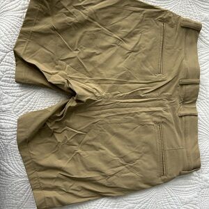 Men's Khaki Shorts